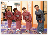 模擬下榻日本旅館的情景_照片