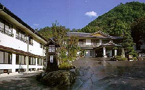 須坂温泉古城荘 旅館ホテル検索 やど日本 旅のお宿を検索 予約
